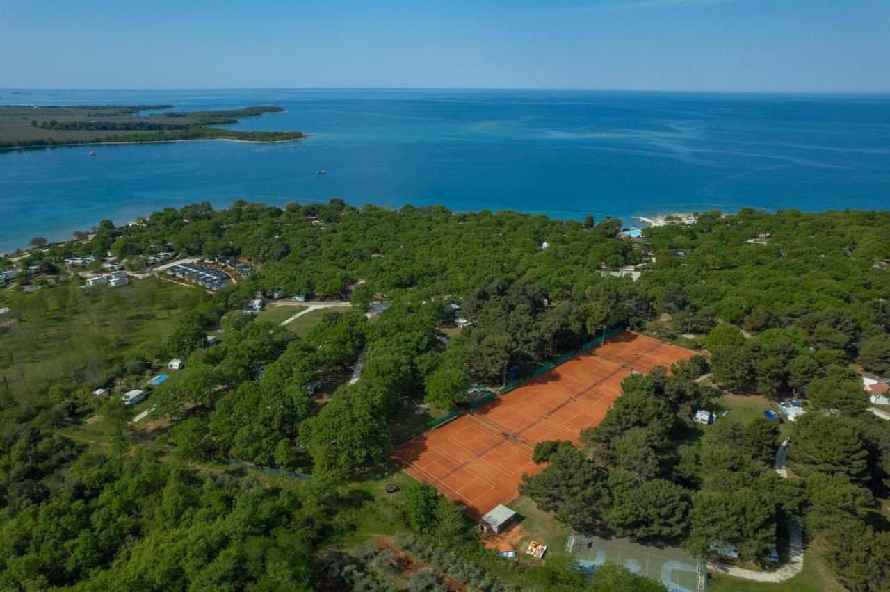 Eco Glamping- Fkk Nudist Camping Solaris Poreč Eksteriør billede