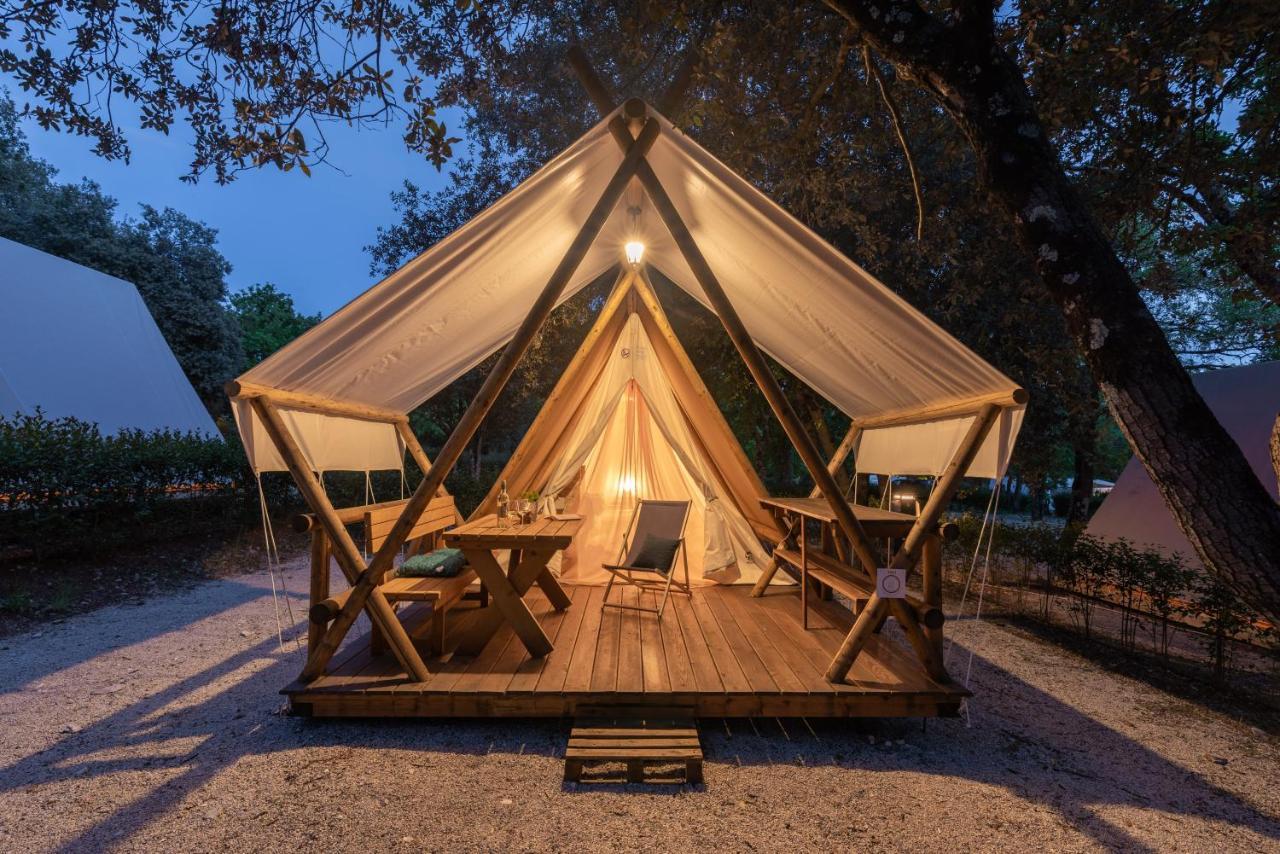 Eco Glamping- Fkk Nudist Camping Solaris Poreč Eksteriør billede