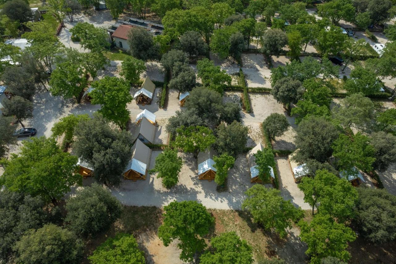 Eco Glamping- Fkk Nudist Camping Solaris Poreč Eksteriør billede